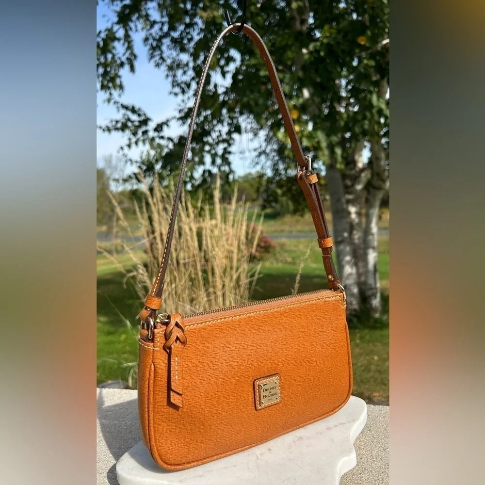 Dooney & Bourke Lexi Saffiano Leather Crossbody Shoulder Purse NWOT
